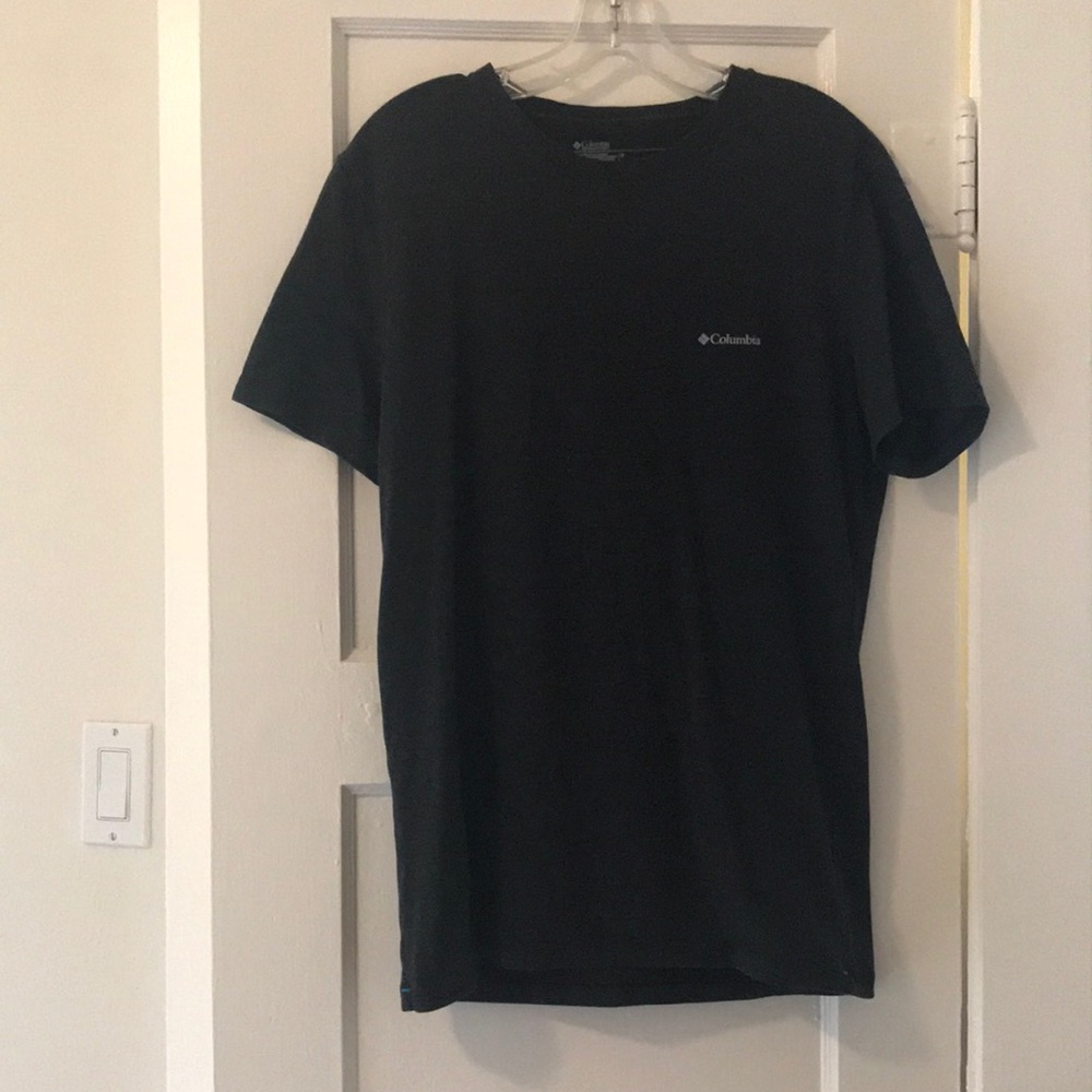 Columbia T-shirt